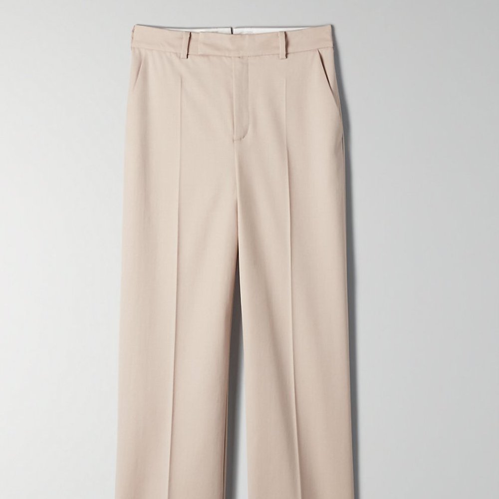 NWT Aritzia Agency Pants in Myth Color Size 0